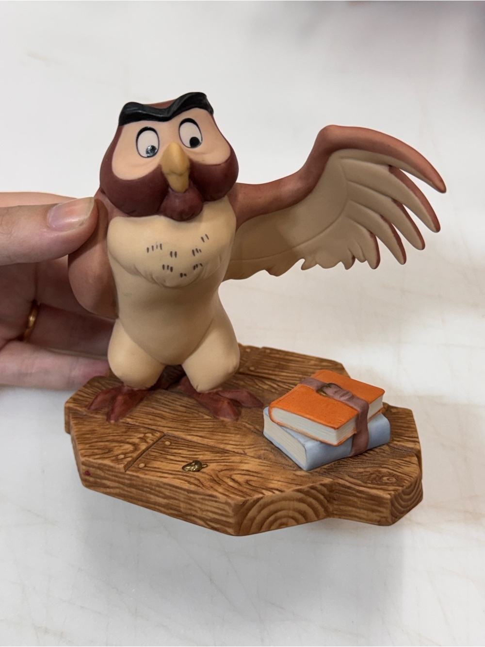 Disney Winnie the Pooh & Friends Owl Figurine on Base with Books 5-6.9"